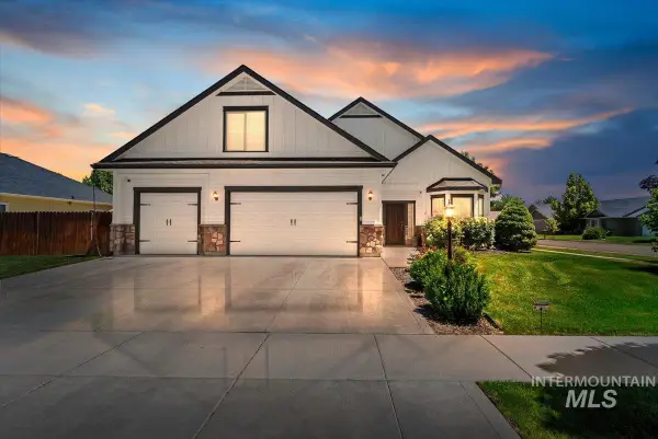 2229 W Rock Creek Dr., Nampa, ID 83686