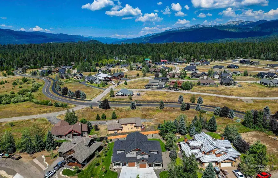 1400 & 1404 Mountain Meadow Dr, McCall, ID 83638 - #2
