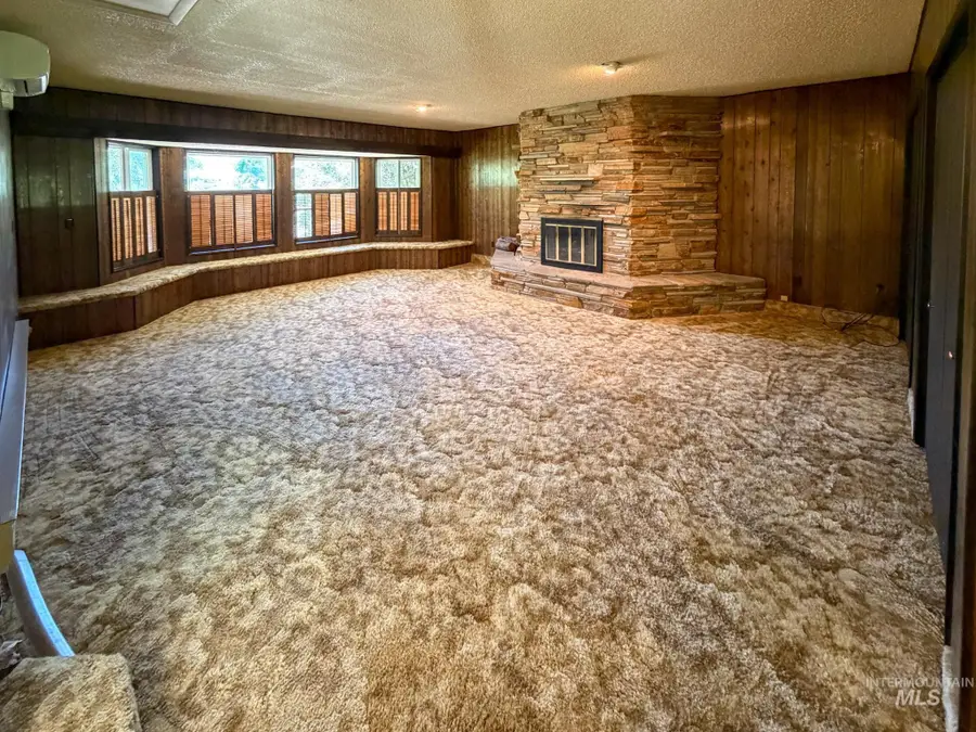 1924 H Street, Rupert, ID 83350 - #3