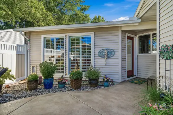 9756 W Woodland Lane, Boise, ID 83704