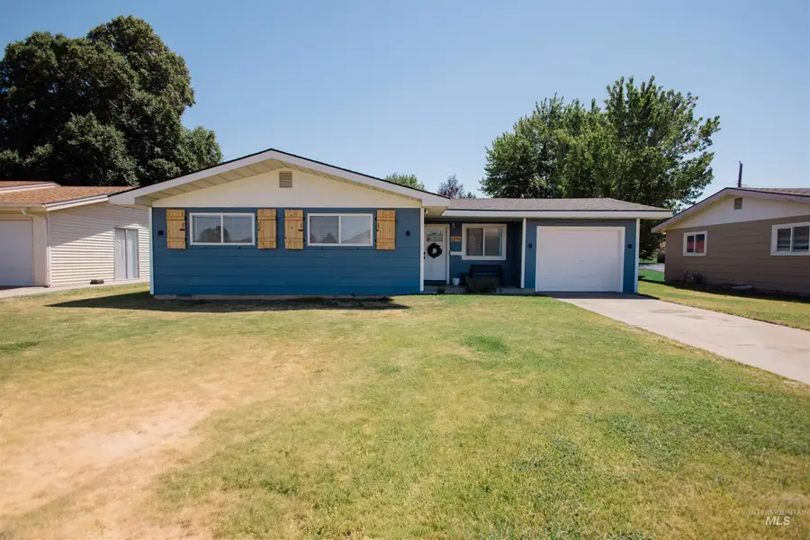 1270 N 3rd E, Mountain Home, ID 83647 - #3