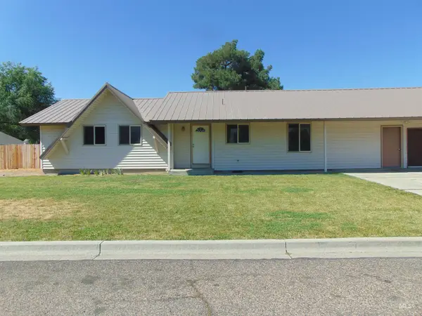 1113 SW 14th Ave., Ontario, OR 97914