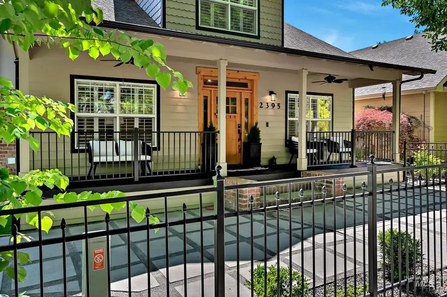 2395 E Gloucester Pl, Boise, ID 83706 - #3