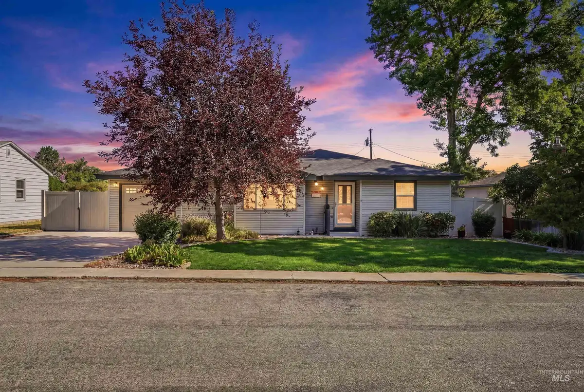 5702 W Freemont St, Boise, ID 83706 - #1