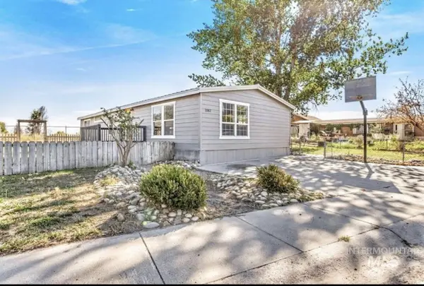 1182 SE 11th Ave, Ontario, OR 97914