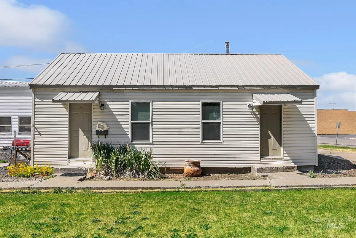 317 Idaho Street, Gooding, ID 83330 - #1