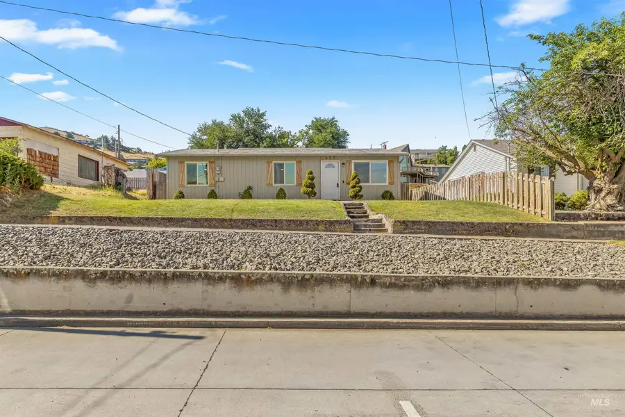 406 2nd Street, Asotin, WA 99402 - #2