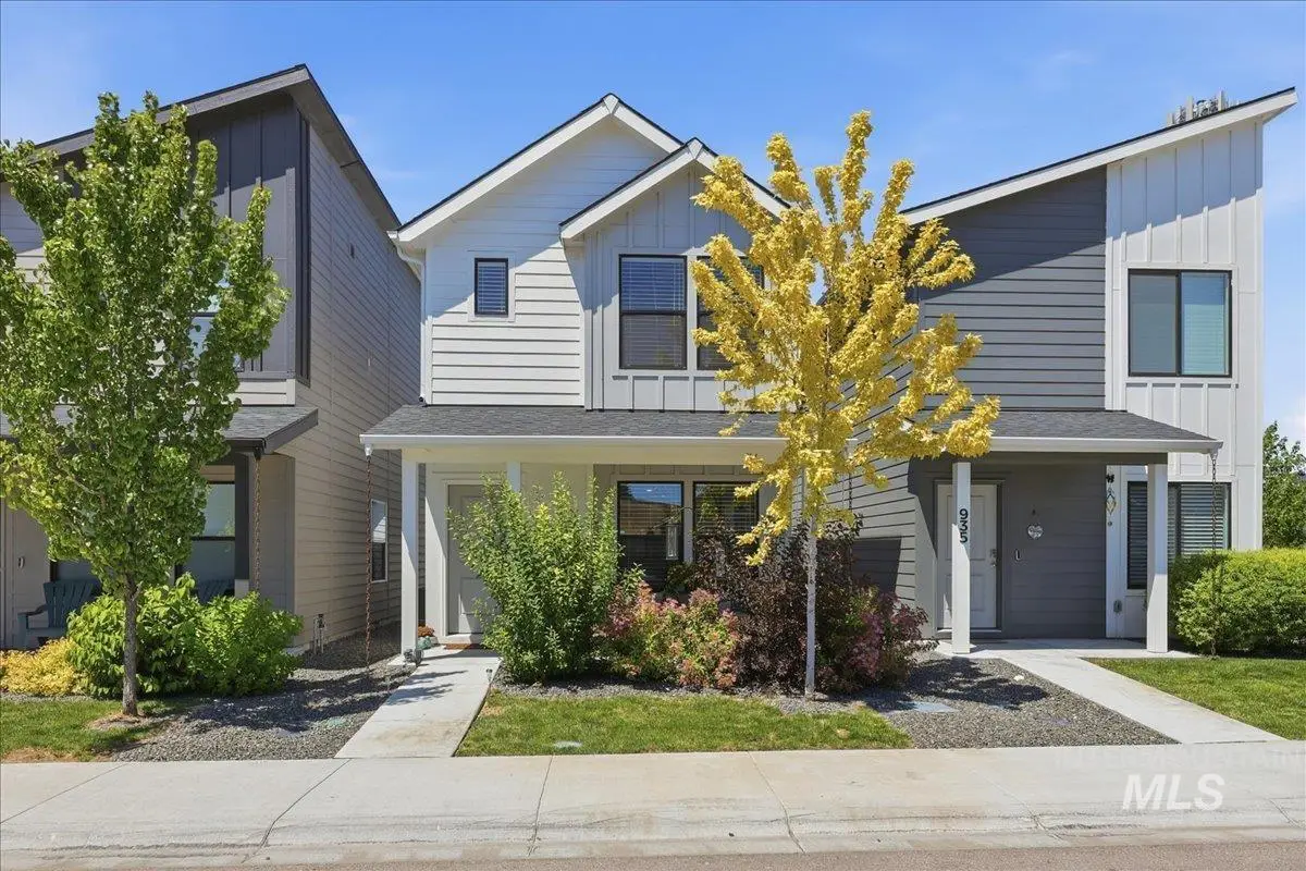 941 S Wavetrain, Boise, ID 83709 - #1
