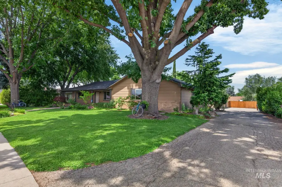 9622 W Delaware St, Boise, ID 83709 - #2