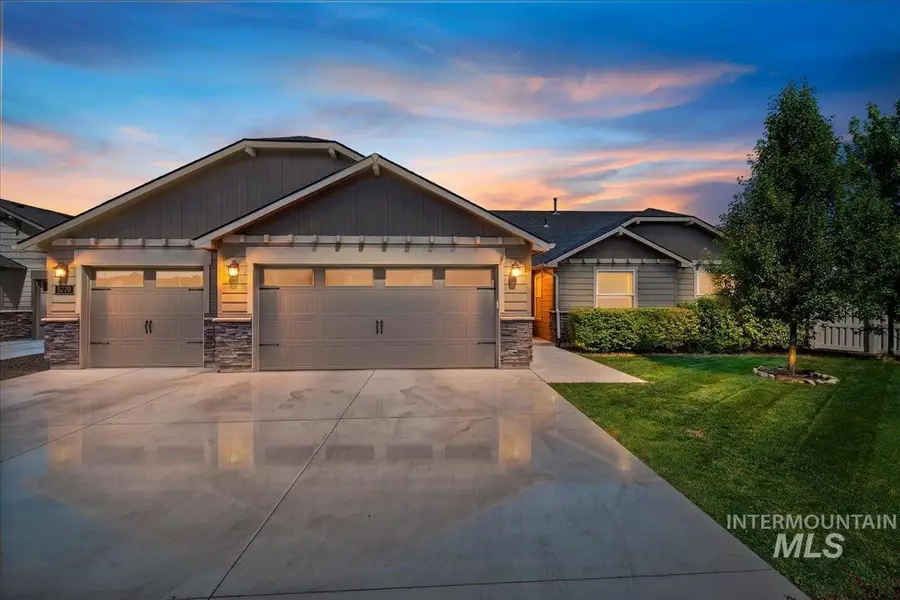 5770 E Walbrook St, Nampa, ID 83687 - #3