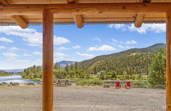 290 & 367 Trails End Dr, Ahsahka, ID 83520