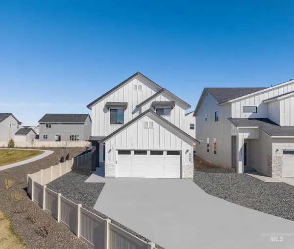 7470 W Trumbull Ct, Eagle, ID 83616