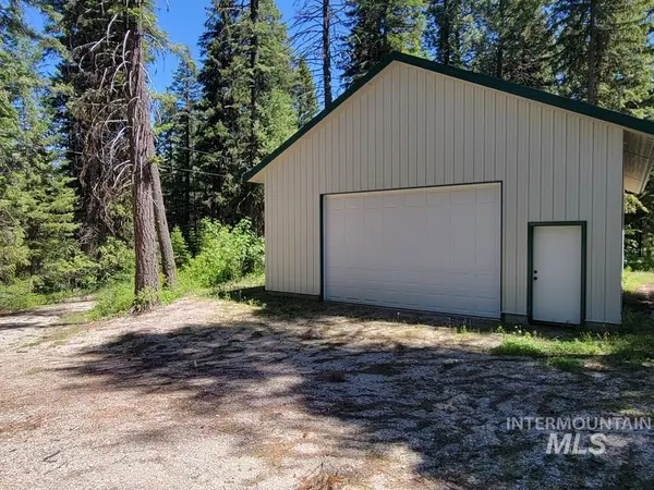 579 Noland Road, Cascade, ID 83611
