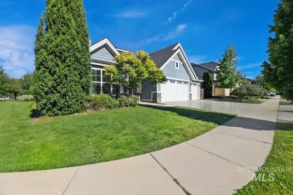 6080 N Keaton Ave, Meridian, ID 83646