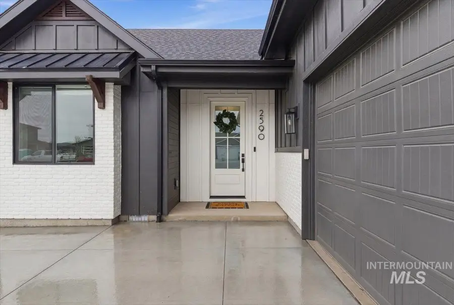 2590 E Mcintosh Ct, Emmett, ID 83617 - #2