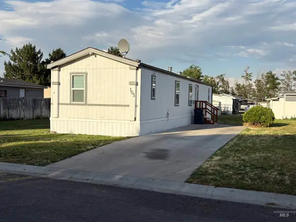715 E Center Street #105, Kimberly, ID 83314