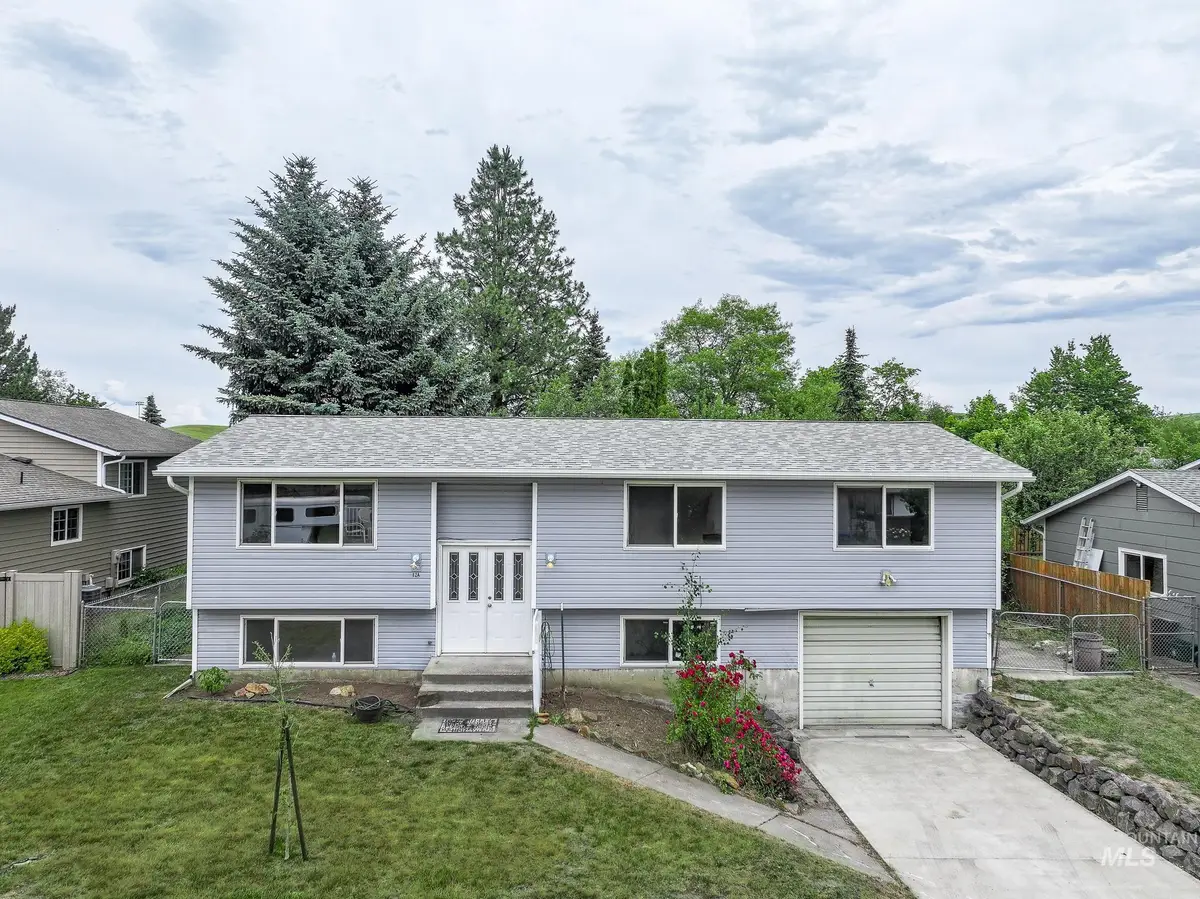 824 Kennedy St, Moscow, ID 83843 - #1