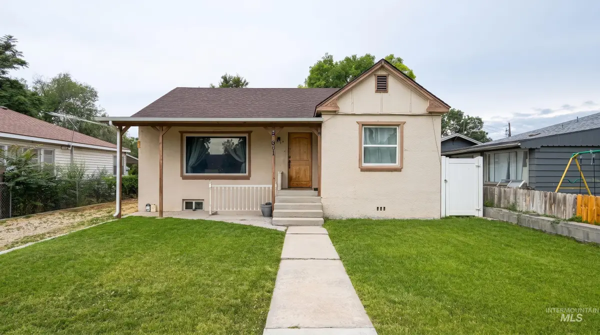 611 16th Ave North, Nampa, ID 83687 - #1