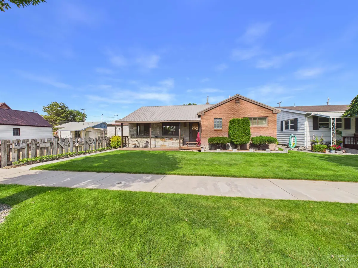 1826 Occidental Ave, Burley, ID 83318 - #1