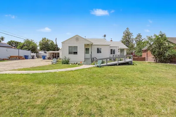 709 9th St. S, Nampa, ID 83651