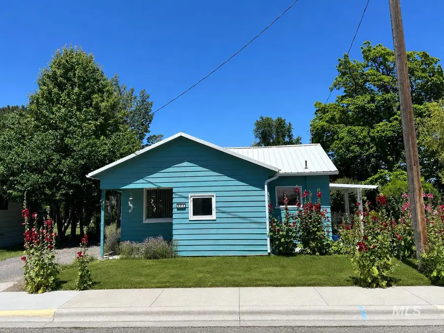 604 8th Ave E, Jerome, ID 83338 - #2
