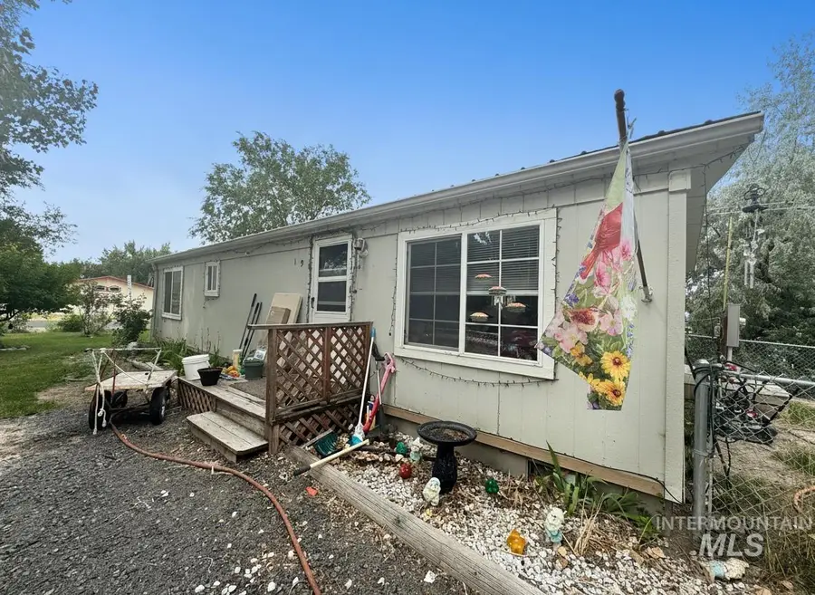 198 2nd Avenue South, Hagerman, ID 83332 - #3