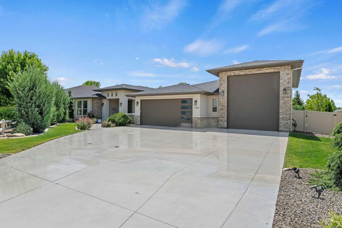 7707 E Damon Ln, Nampa, ID 83687 - #1