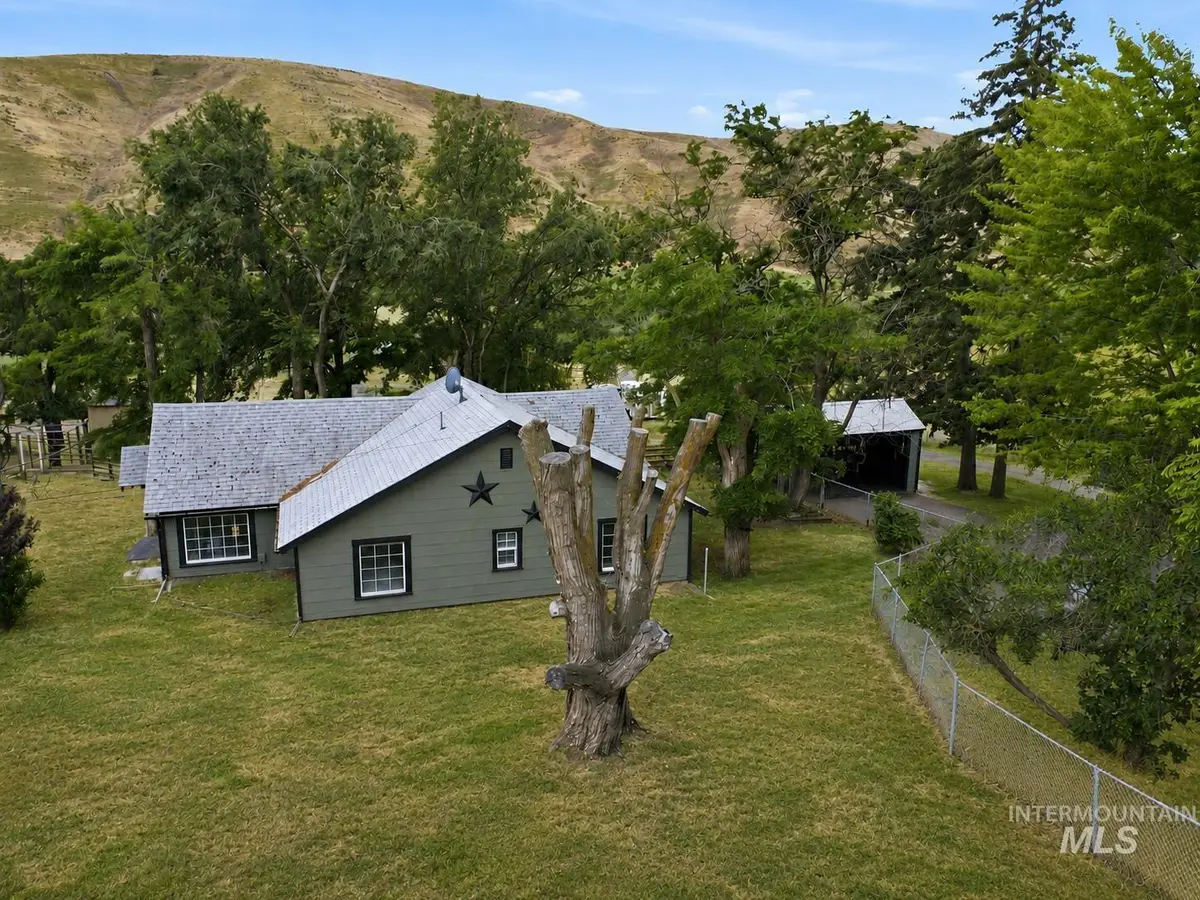 259 Highway 12, Pomeroy, WA 99347 - #1