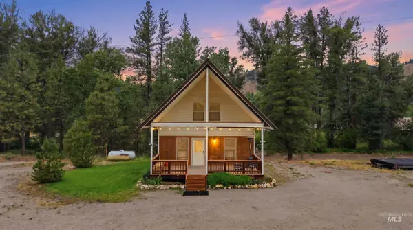 3980 N Pine Featherville Rd, Mountain Home, ID 83647
