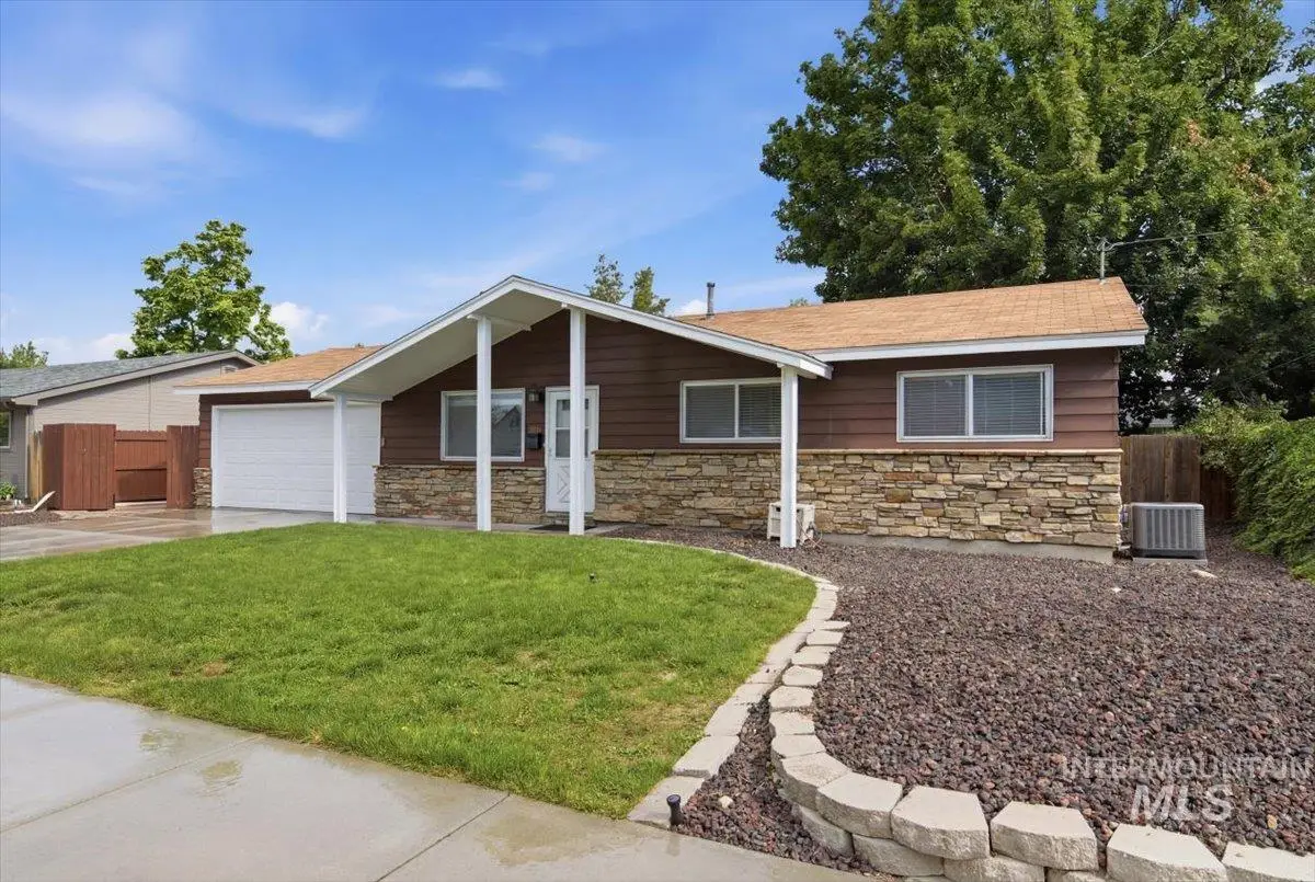 1118 W Howard St, Boise, ID 83706 - #1
