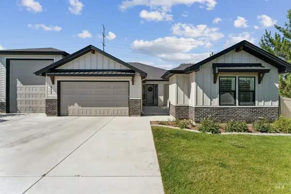 844 W Tida St, Meridian, ID 83646