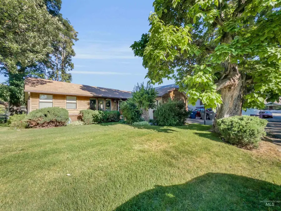 3950 N Whitehead, Boise, ID 83703 - #3