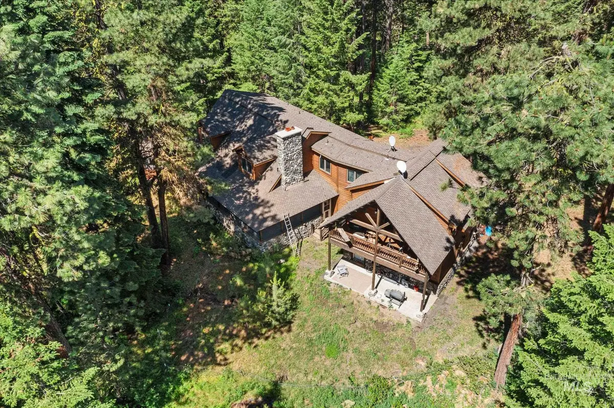 123 Wilderness Ranch Ln, Cascade, ID 83611 - #1