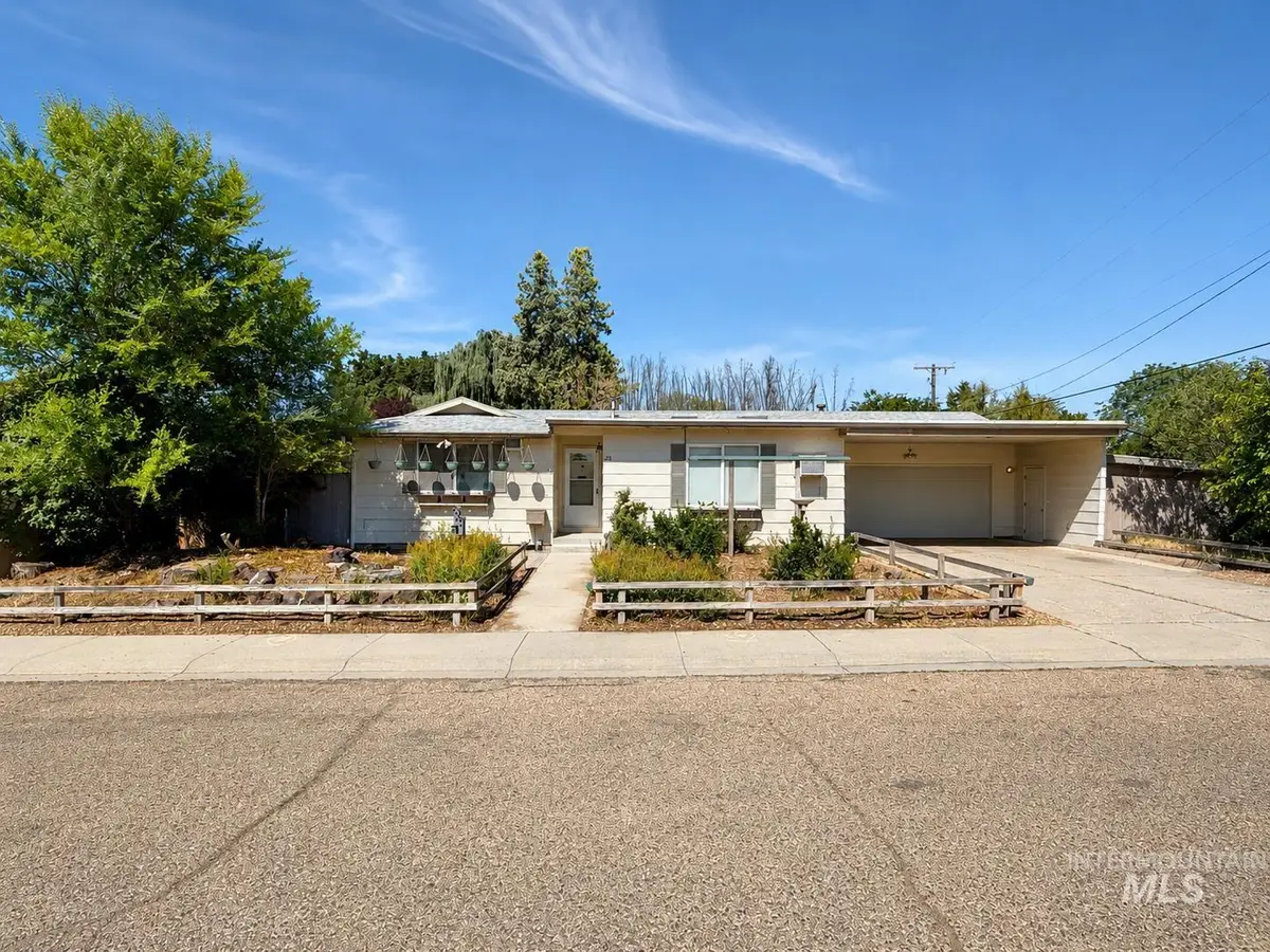 73 N Elijah Dr, Nampa, ID 83651 - #1