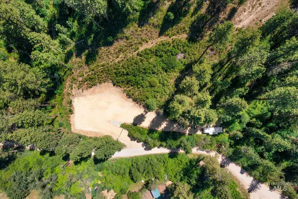 21 Beaver Creek Rd, Idaho City, ID 83716