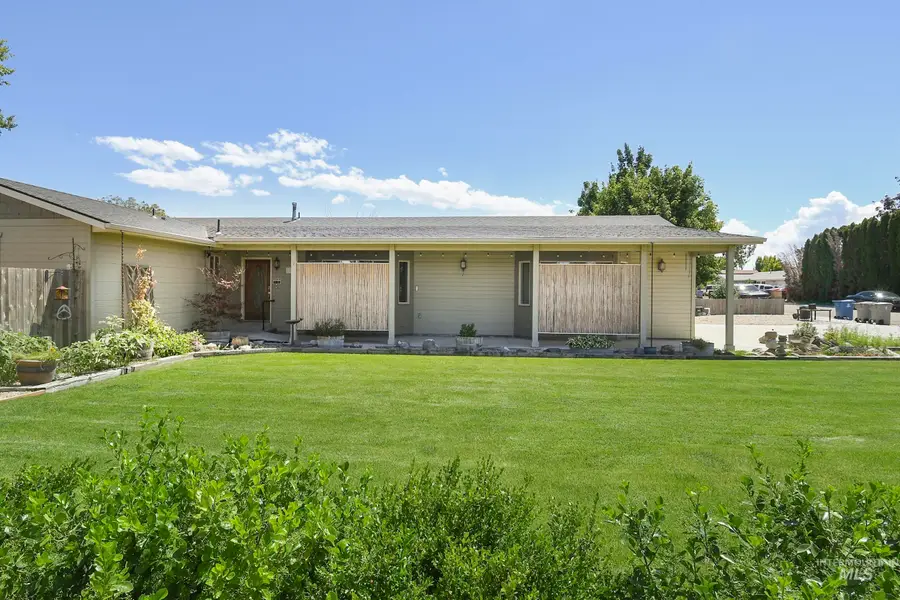 1108 E Ustick Rd, Caldwell, ID 83607 - #3