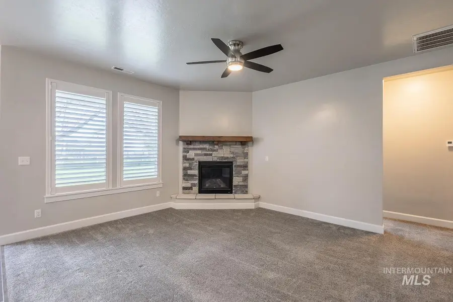 1023 N Chastain Ln, Eagle, ID 83616 - #3