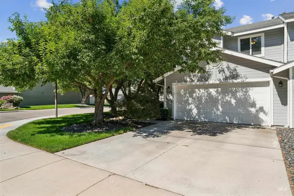 3079 N Ash Park Lane, Boise, ID 83704