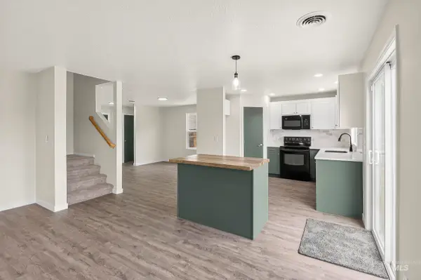 4415 Duke St, Caldwell, ID 83607
