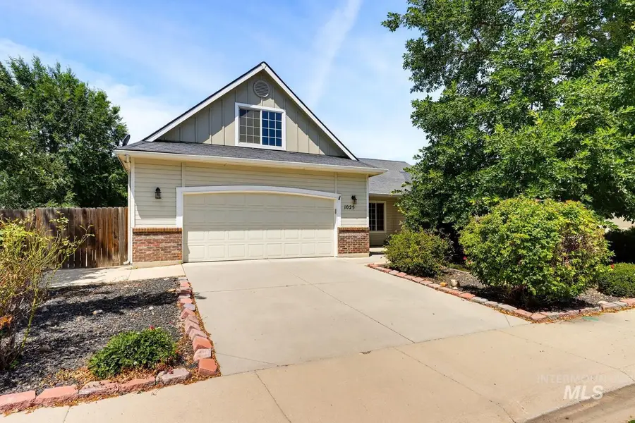 1025 N Portchester Ave, Meridian, ID 83642 - #3