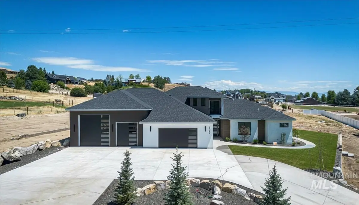 23904 Southview Ln, Middleton, ID 83644 - #1
