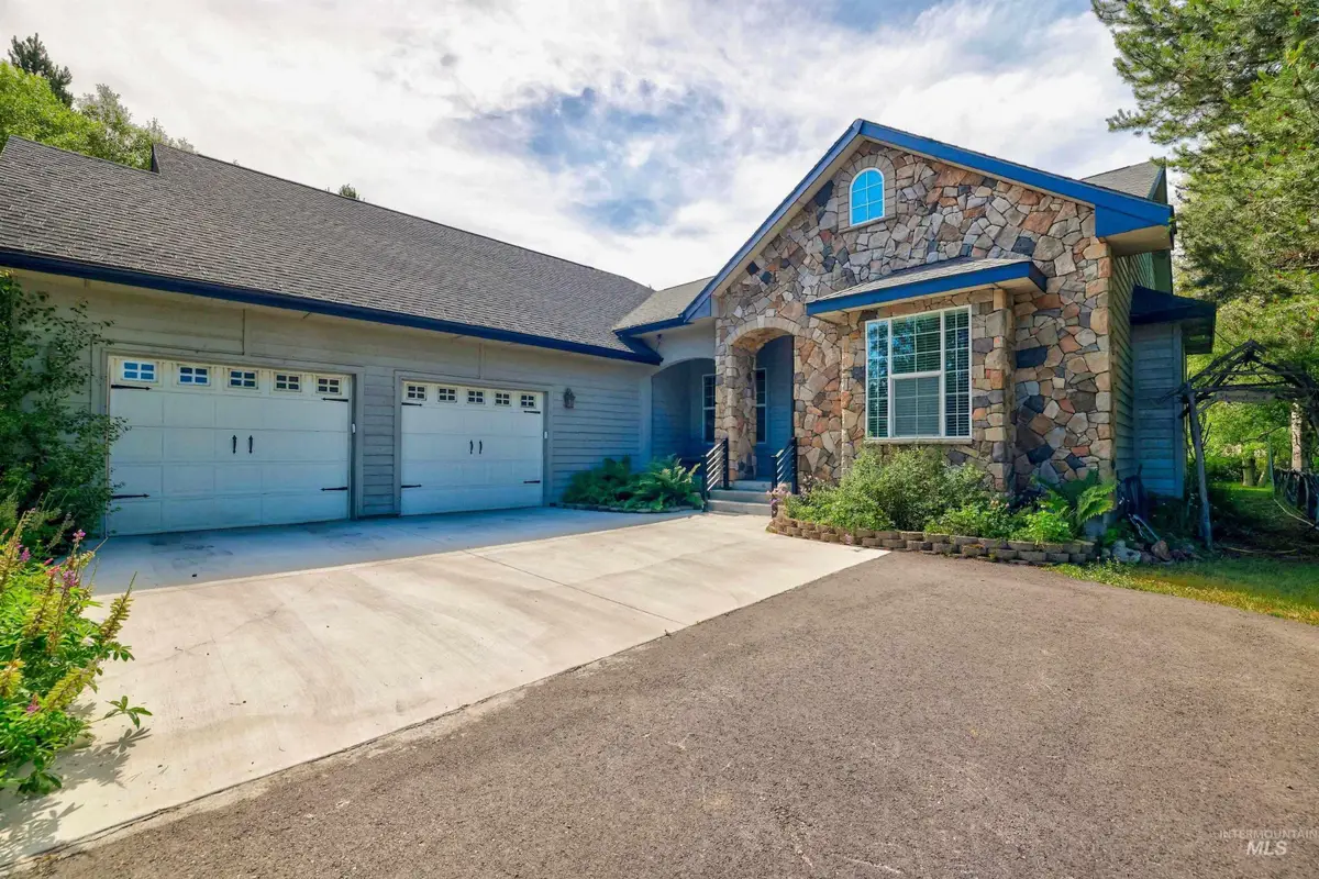 39 Grand Fir Dr, Donnelly, ID 83615 - #1