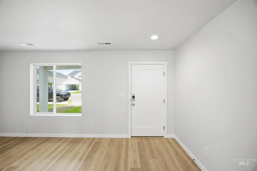 633 W Novak Dr, Emmett, ID 83617 - #2
