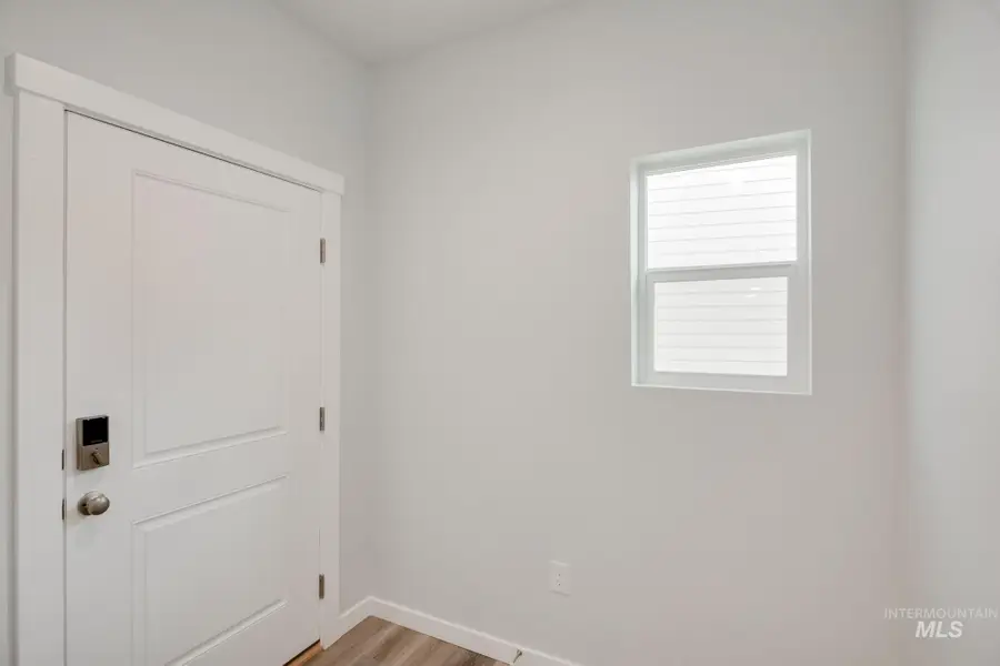 1509 W Braden Dr, Meridian, ID 83642 - #2