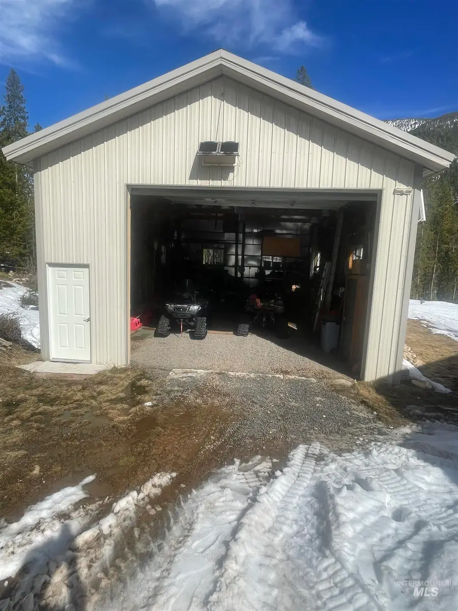 17567 Edwardsburg Rd, Cascade, ID 83611 - #3