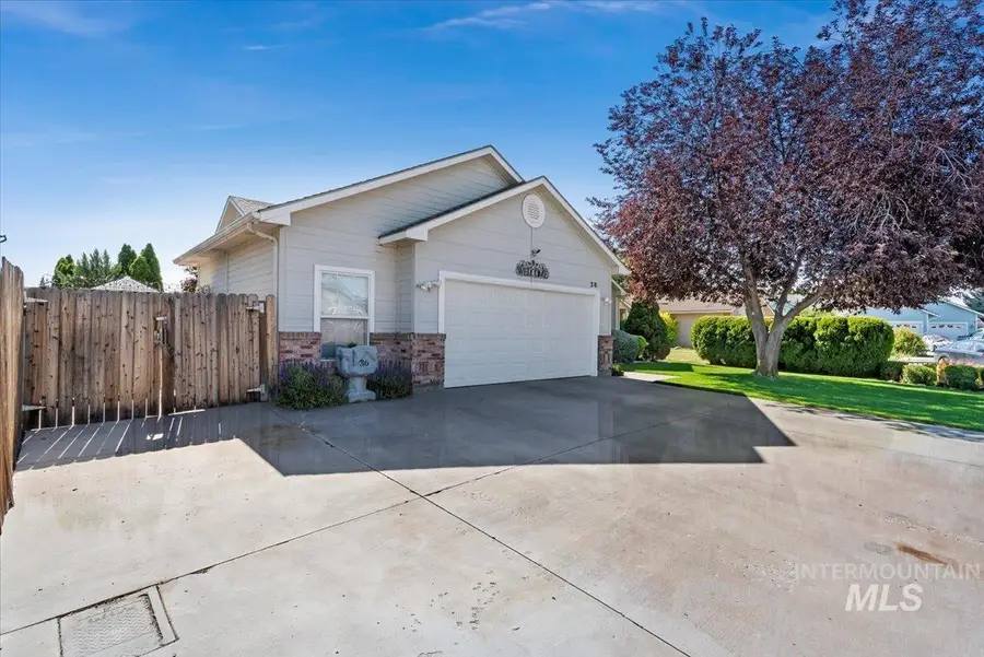 36 S Bingham St, Nampa, ID 83651 - #3