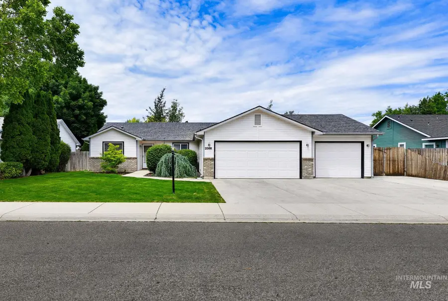 2566 W Willard St, Meridian, ID 83642 - #3