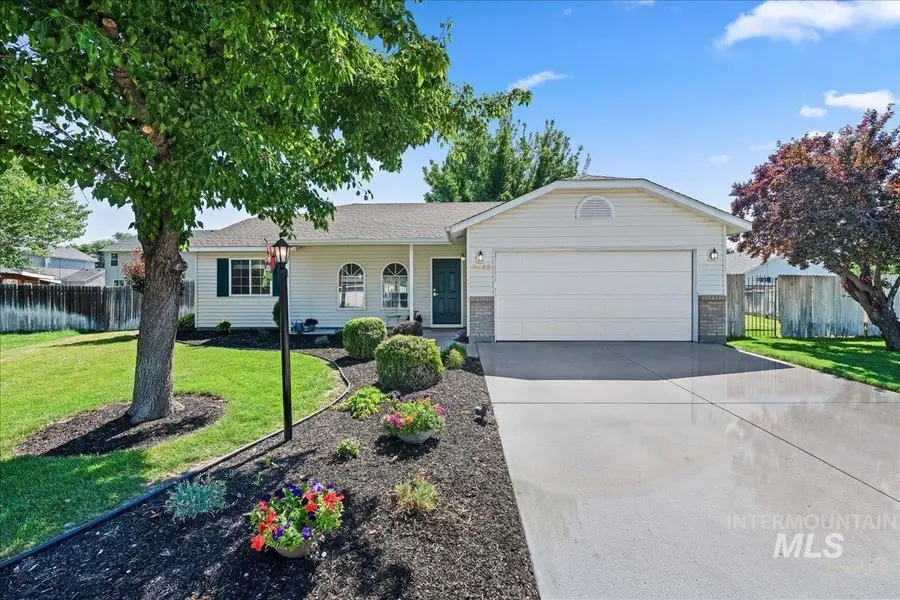 3422 Coachman Ct, Nampa, ID 83687 - #3