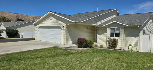735 16th, Clarkston, WA 99403