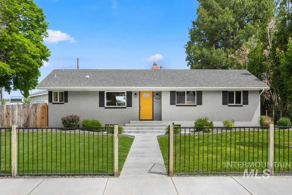 7308 W Maxwell Dr, Boise, ID 83704 - #1
